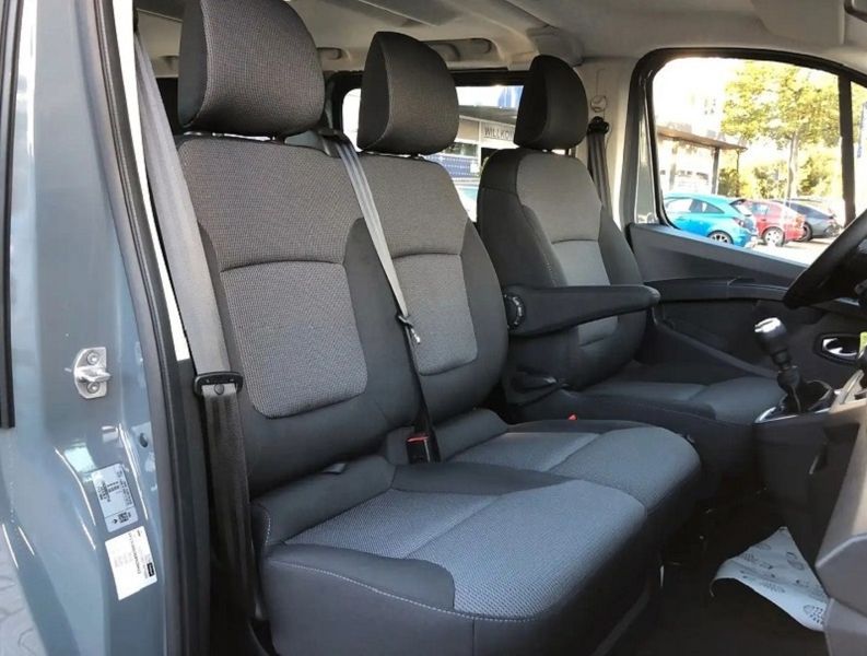 Renault 10 • 2021 • 89,000 km 10