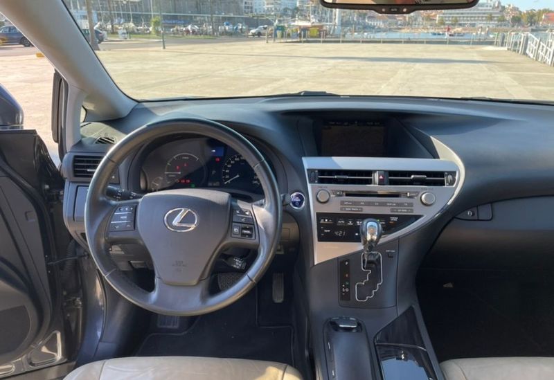 Lexus RX 450h • 2011 • 279,000 km 2