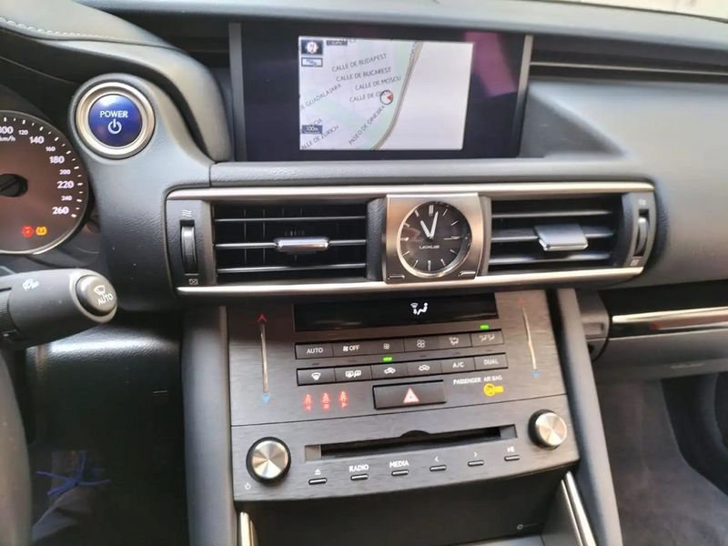 Lexus IS • 2020 • 89,000 km 5