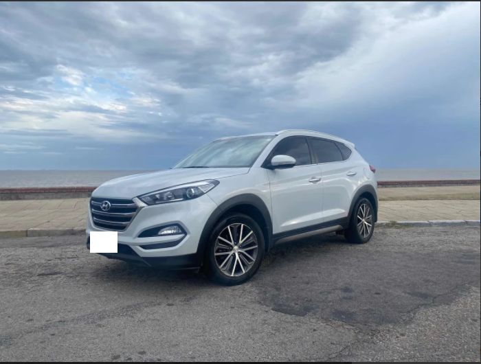 Hyundai Tucson • 2016 • 99,000 km 1