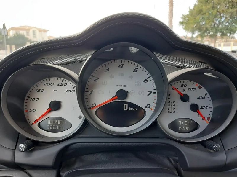 Porsche Cayman • 2007 • 160,000 km 6