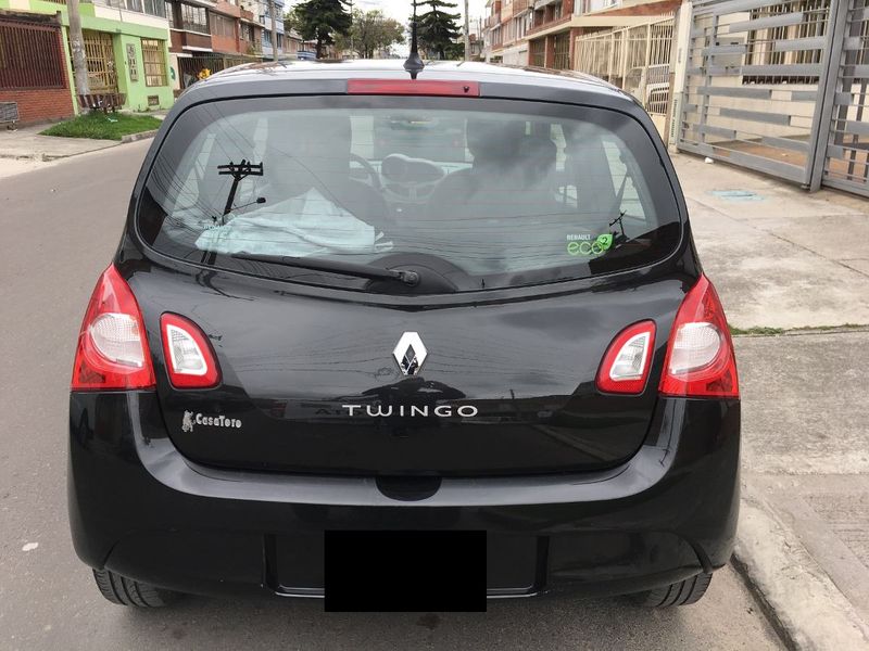 Renault Twingo • 2014 • 157,000 km 3
