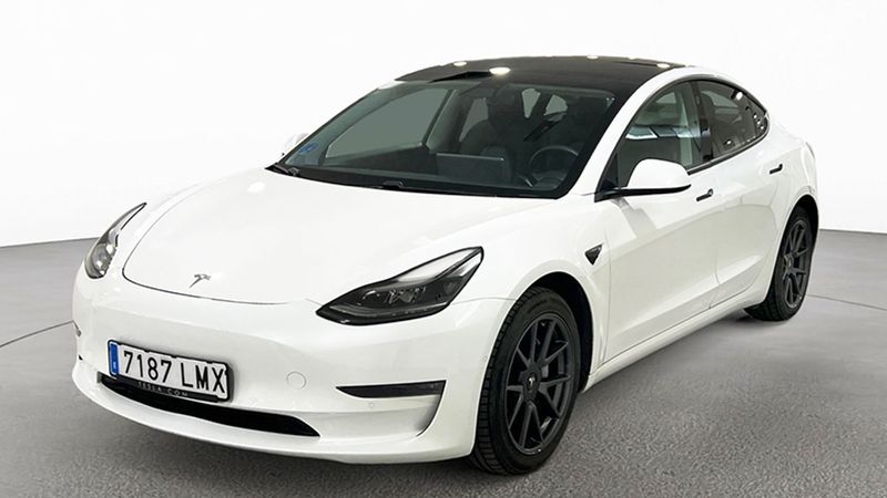 Tesla Model 3 • 2021 • 94,136 km 1