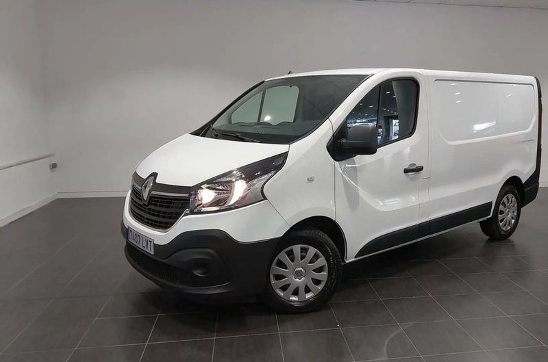 Renault 10 • 2021 • 32,199 km 1