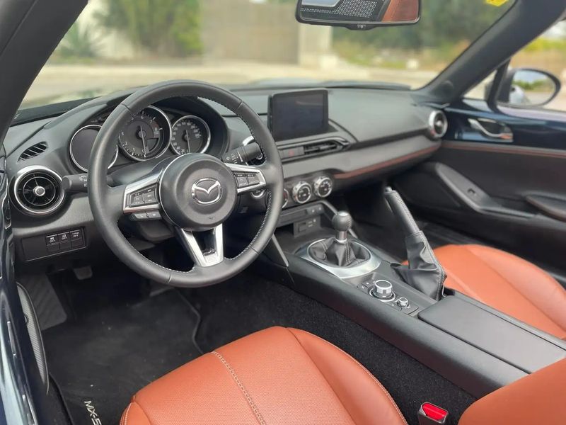 Mazda MX-5 • 2022 • 19,750 km 2