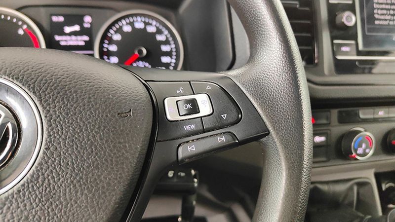 Volkswagen Crafter • 2021 • 176,250 km 12