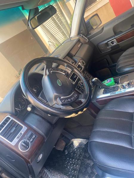Land Rover Range Rover • 2009 • 75,000 km 5