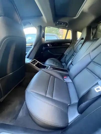 Porsche Panamera • 2019 • 86,000 km 4