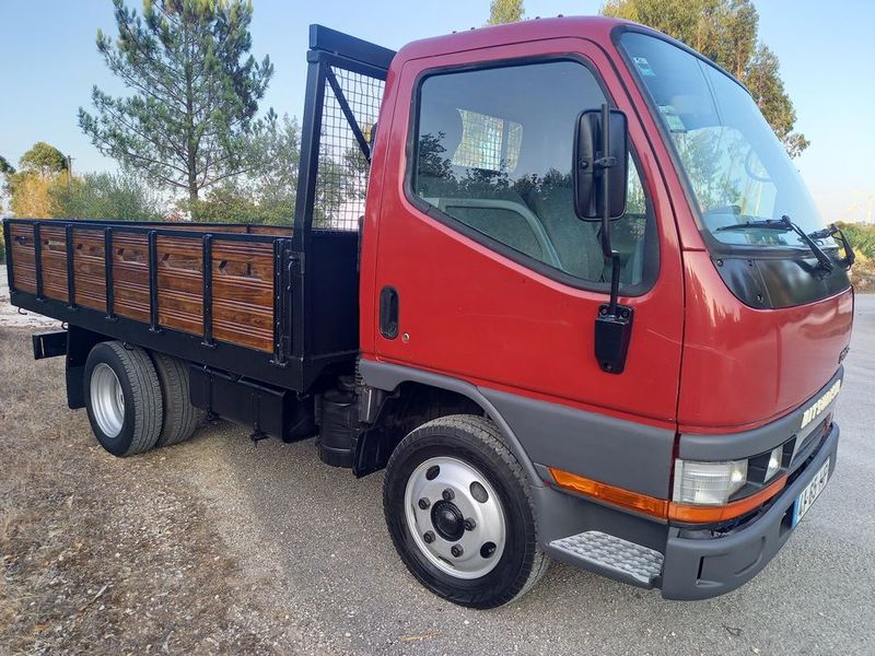 Mitsubishi Fuso canter • 1997 • 290,000 km 2