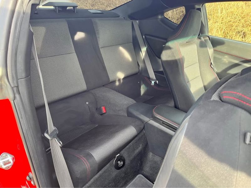 Subaru BRZ • 2019 • 45,000 km 6