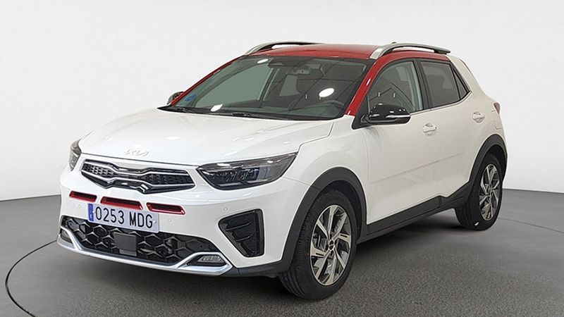 Kia Sorento Hybrid • 2023 • 12,500 km 1
