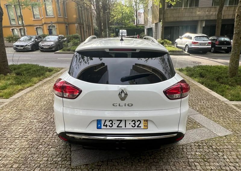 Renault Clio • 2019 • 220,000 km 5