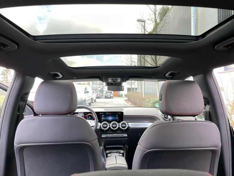 Mercedes-Benz GLB-Class • 2020 • 64,000 km 14