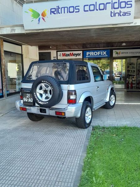 Mitsubishi Pajero • 1991 • 80,000 km 3