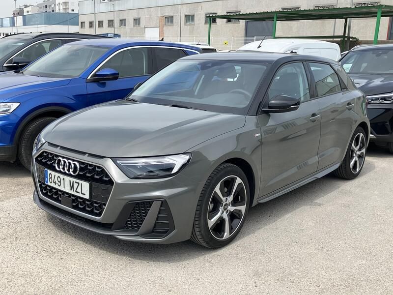 Audi A1 • 2025 • 1,300 km 1