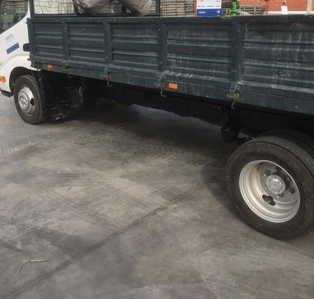 Toyota Dyna • 1999 • 119,000 km 2