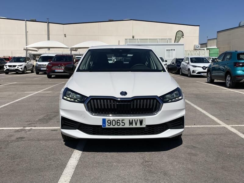 Škoda Fabia • 2024 • 10 km 8