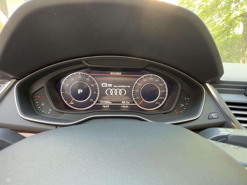 Audi Q5 • 2018 • 111,906 km 10