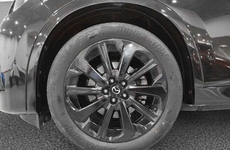 Mazda CX-5 • 2024 • 23,978 km 10