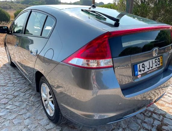 Honda Insight • 2010 • 83,148 km 5