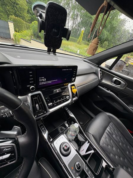 Kia Sorento Hybrid • 2022 • 83,850 km 5