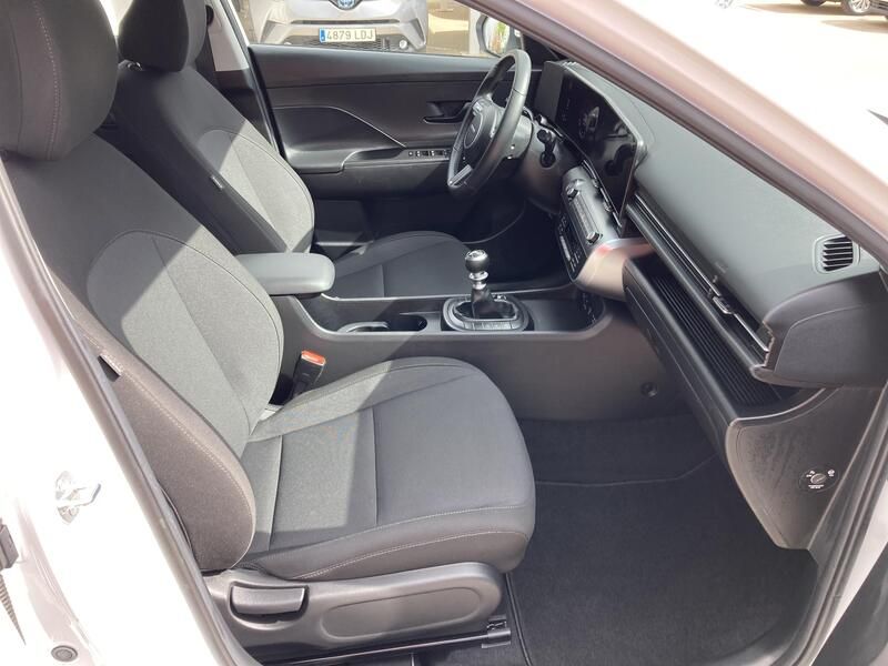 Hyundai Kona • 2024 • 6,383 km 18