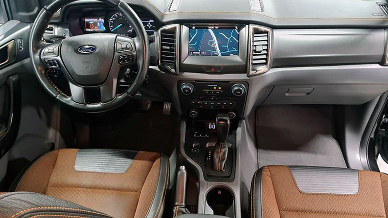 Ford Ranger • 2018 • 105,356 km 4