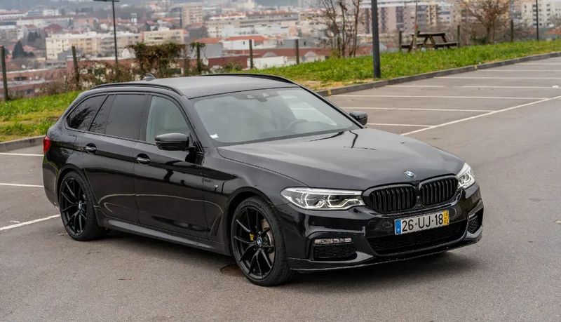 BMW 5 Series • 2018 • 141,114 km 1