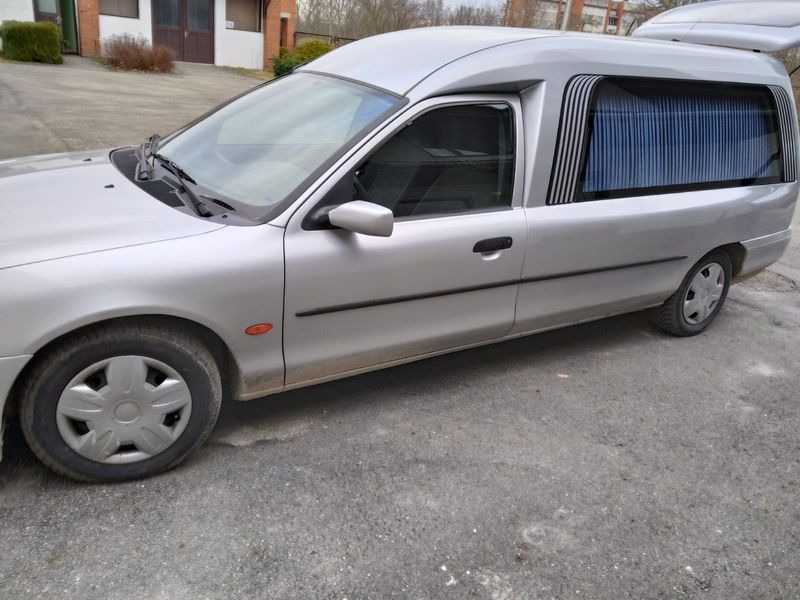 Ford Mondeo Combi • 1998 • 136,000 km 3