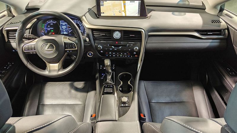 Lexus RX • 2020 • 42,237 km 13