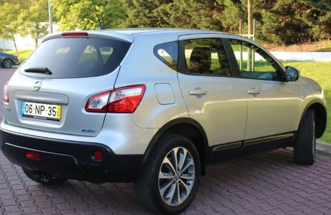 Nissan Qashqai • 2013 • 77,000 km 3