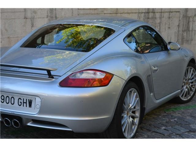 Porsche Cayman • 2009 • 70,000 km 5