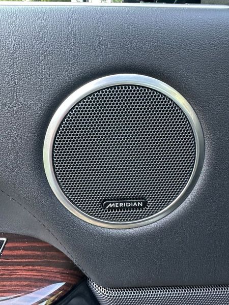 Land Rover Range Rover • 2014 • 180,000 km 6