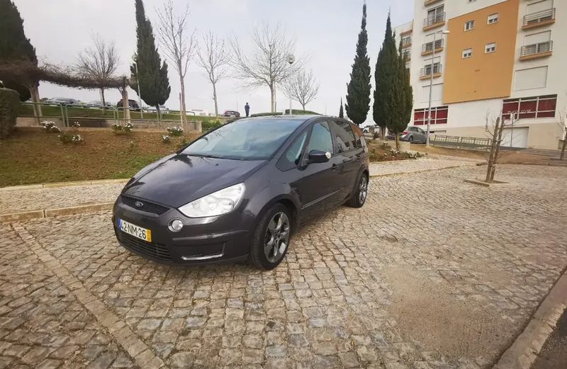 Ford S-Max • 2009 • 259,350 km 2