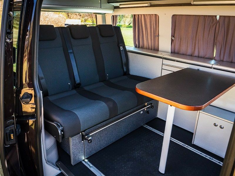 Volkswagen T5 • 2019 • 64,290 km 3