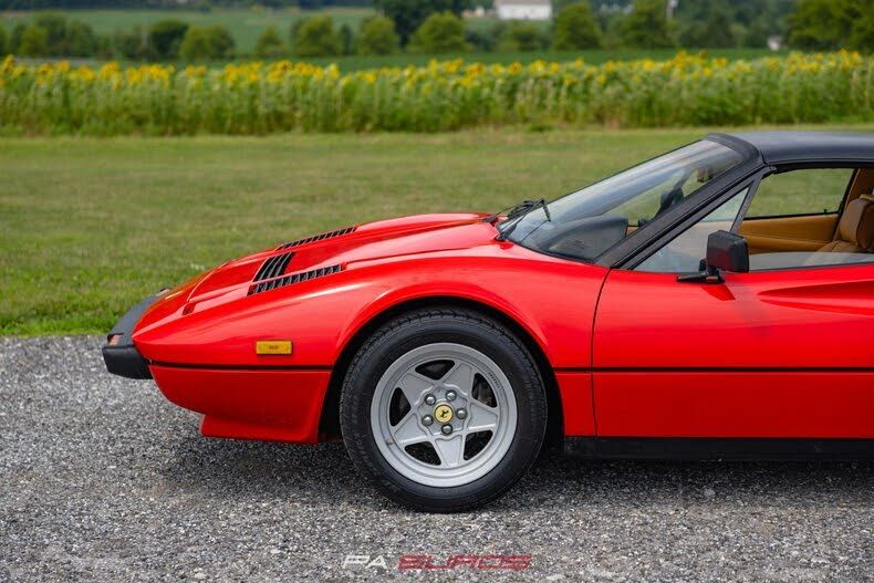 Ferrari 488 GTB • 1983 • 19,000 km 13