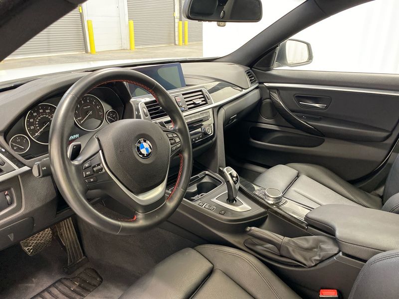 BMW 4 Series • 2019 • 16,421 km 5