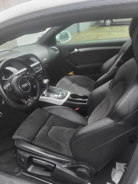 Audi A5 • 2014 • 210,000 km 6