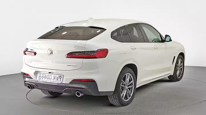 BMW X4 • 2019 • 69,672 km 4