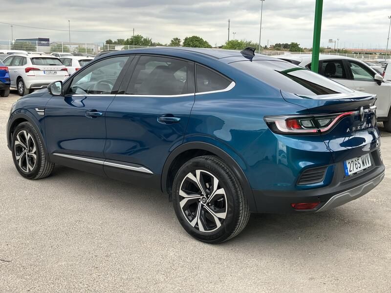 Renault Clio • 2024 • 3,800 km 3