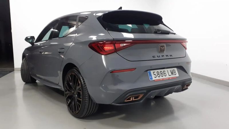 Seat Leon • 2020 • 35,651 km 4