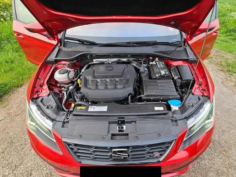 Seat Leon • 2019 • 88,000 km 6