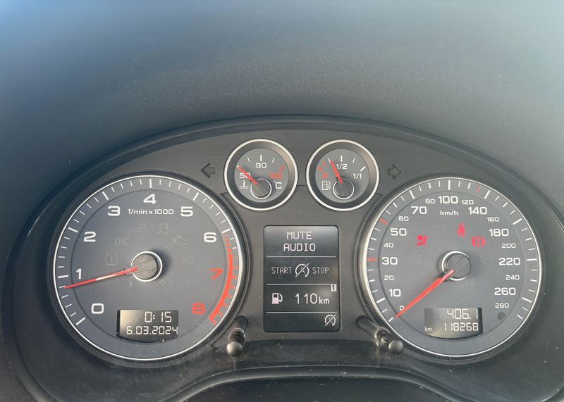 Audi TT Roadster • 2011 • 100,000 km 6