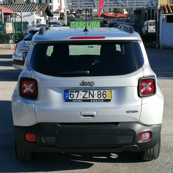 Jeep Renegade • 2009 • 176,000 km 3