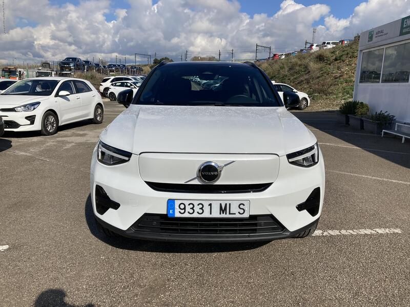 Volvo XC40 • 2023 • 16,708 km 8