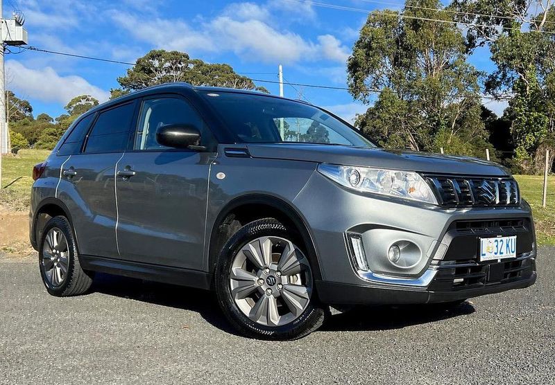 Suzuki Vitara • 2023 • 23,012 km 2