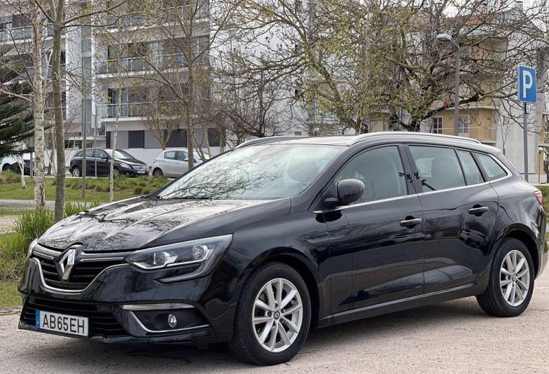 Renault Mégane • 2016 • 120,000 km 2