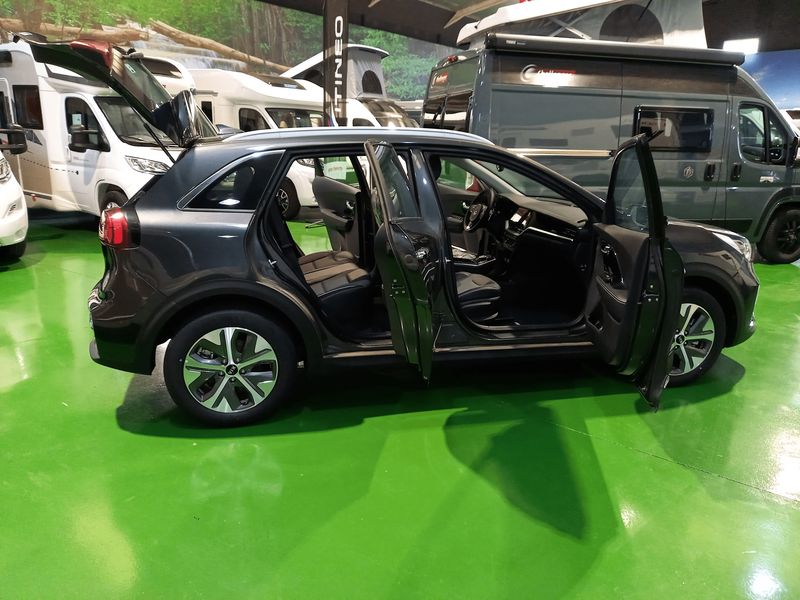 Kia Niro • 2021 • 5,511 km 3