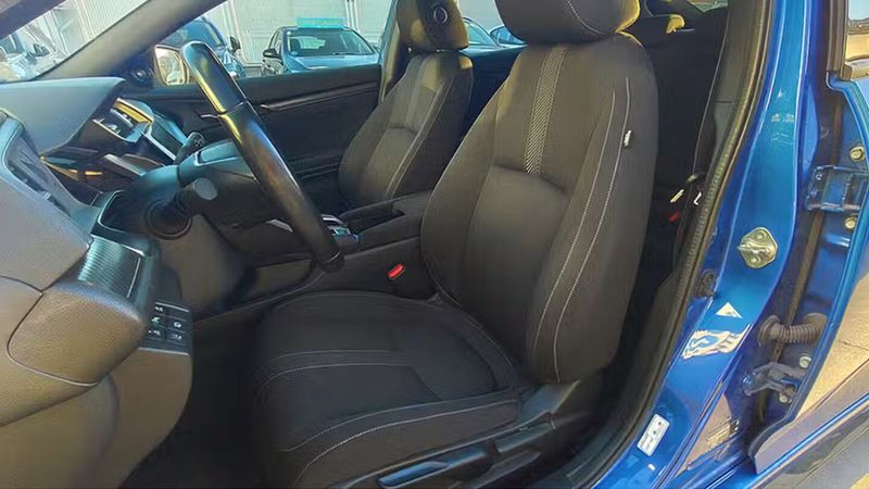 Honda Civic • 2018 • 123,324 km 7