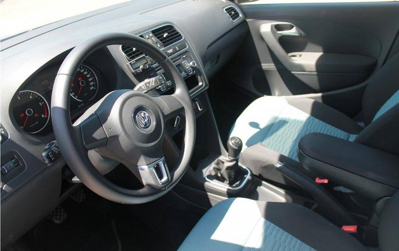 Volkswagen Polo • 2014 • 50,000 km 4